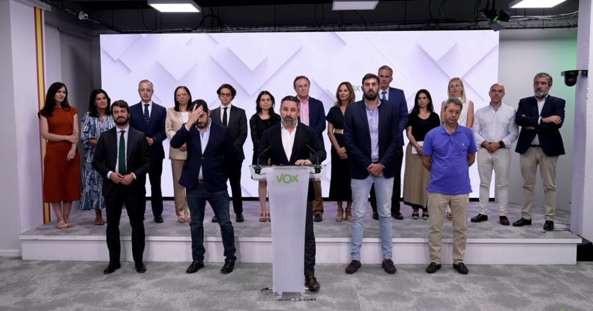 Vox Rompe Con El Pp Bocadillos Vices Rebeldes Y Horas De Debate