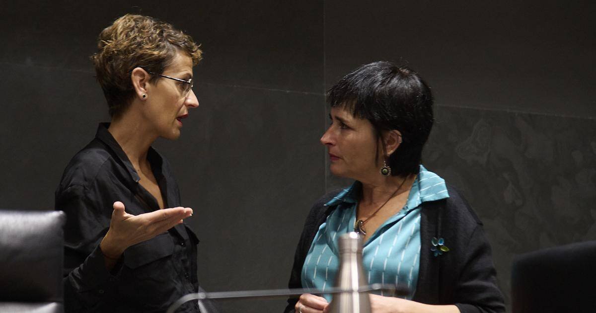 Bildu ejerce de socio preferente de Sánchez e investirá a Chivite en