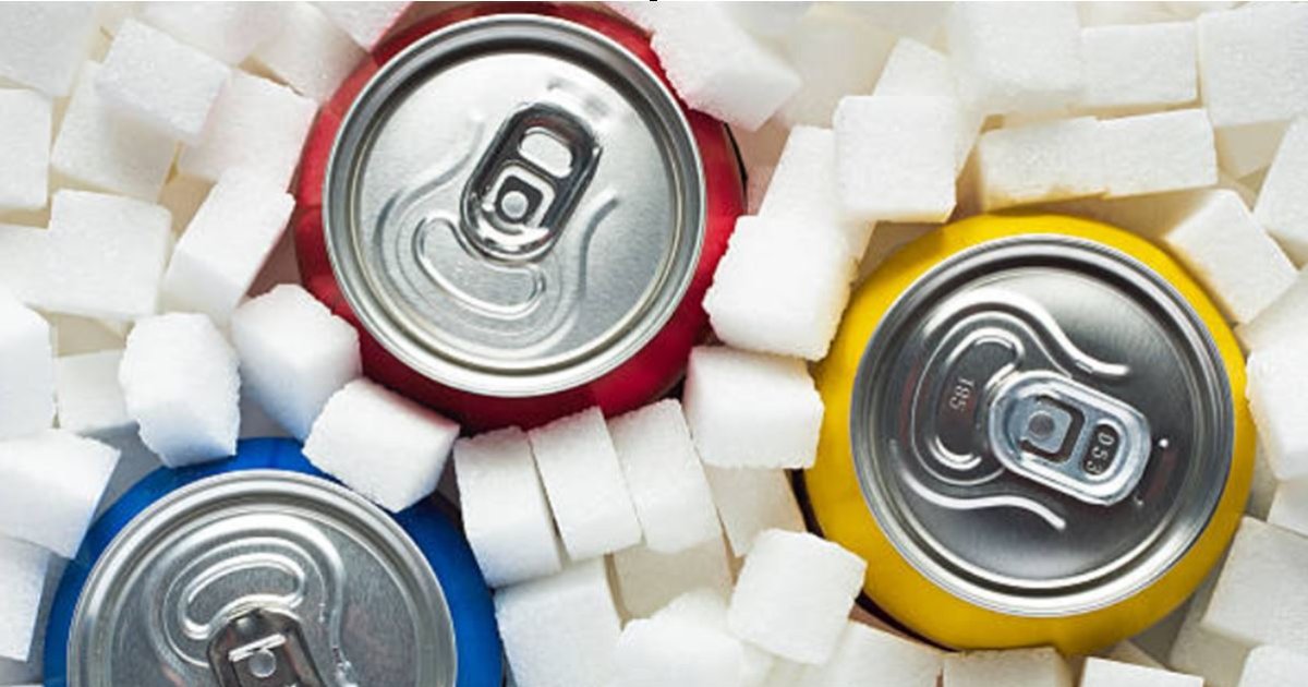 ¿Por qué los refrescos azucarados pueden ser más peligrosos para tu ...