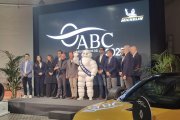Los finalistas candidatos al Premio Mejor Coche del Año ABC 2025