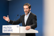 El portavoz del Partido Popular, Borja Sémper, durante una rueda de prensa