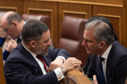 El líder de VOX, Santiago Abascal y el portavoz de VOX en la Asamblea de Madrid, Javier Ortega Smith.