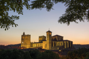 La Catedral de Sigüenza por la noche