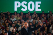 José Luis Rodríguez Zapatero, en un mitin del PSOE el pasado 17 de mayo