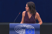 Irene Montero canta 'Cumpleaños Feliz' a Donald Trump en la Eurocámara