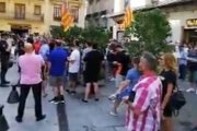 Los taxistas de Valencia ante el Palau de la Generalitat