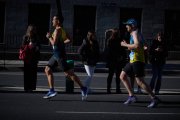 Corredores por las calles de Madrid.