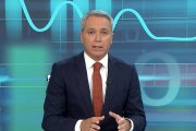 Vicente Vallés, en el plató de informativos de Antena 3.