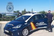 Vehículo de la Policía Nacional en Motril. Archivo.