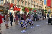 Protestas de los sindicatos ante el Palau de la Generalitat