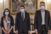 Oltra e Illueca, defensores de la tasa turística, flanquean a Puig