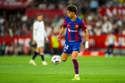 Joao Félix, en un partido con el Barcelona la temporada pasada.