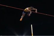 Salto pértiga de Mondo Duplantis en los Juegos Olímpicos de París 2024