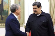 El expresidente del Gobierno de España José Luis Rodríguez Zapatero con Nicolás Maduro.