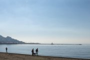 Vista de la playa de la bahía de Roses, a 10 de febrero de 2022, en Roses, Girona, Catalunya (España). Este 2022 se cumple el 10º aniversario de la integración de la bahía de Roses en la selecta Asociación de Bahías Más Bellas del Mundo. Esta Asociación fue creada en 1997 y forman parte de la misma 41 bahías de 27 países, entre ellas las de San Francisco (EEUU), Agadir (Marruecos), False Bay (Sudáfrica), Ha Long (Vietnam), Mont Saint-Michel (Francia) o la de Santander (la única otra española). Roses entró a formar parte de ella en 2012 tras la candidatura presentada de forma conjunta por los cuatro municipios que integran la Bahía de Roses: Roses, Castelló d’Empúries-Empuriabrava, Sant Pere Pescador y L’Escala-Empúries.
11 FEBRERO 2022;BAHIA DES ROSES;ASOCIACIÓN;BELELZA;BAHIAS;NATURALEZA
Glòria Sánchez / Europa Press
(Foto de ARCHIVO)
10/2/2022