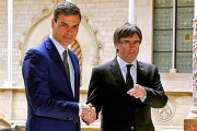 Pedro Sánchez junto a Carles Puigdemont