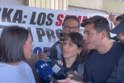 Irene Montero y Vito Quiles durante su breve pero tenso cara a cara en Barajas.