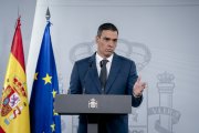 El presidente del Gobierno, Pedro Sánchez, Interviene durante una rueda de prensa, posterior al Consejo de Ministros, en el Palacio de La Moncloa, a 5 de noviembre de 2024, en Madrid (España). El Consejo de Ministros ha aprobado hoy un paquete de ayudas económicas, laborales y fiscales, junto con la declaración de zona gravemente afectada por una emergencia de Protección Civil para aquellos lugares de la Comunidad Valenciana, Castilla-La Mancha, Andalucía, Cataluña y Aragón que se han visto más golpeados por la DANA.

A. Pérez Meca / Europa Press
05 NOVIEMBRE 2024;RUEDA DE PRENS;RDP;COMPARECENCIA;
05/11/2024