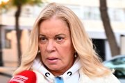 Bárbara rey niega cualquier retoque después de su pillada por la revista Lecturas.