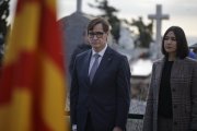 El presidente de la Generalitat, Salvador Illa, durante la ofrenda floral anual a la tumba de Francesc Macià.