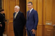 El presidente del Tribunal Constitucional, Cándido Conde-Pumpido y el presidente del Gobierno, Pedro Sánchez.