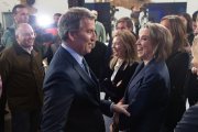 El presidente del Partido Popular, Alberto Núñez Feijóo, y la secretaria del PP, Cuca Gamarra.