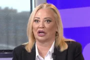 Belén Esteban siempre natural incluso con sus problemas de salud.
