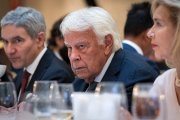 (Foto de ARCHIVO)
El expresidente del Gobierno, Felipe González, durante el acto de entrega del premio ‘Español Universal 2024’ de la Fundación Independiente, en el Hotel Wellington, a 7 de febrero de 2025, en Madrid (España). El galardón ha recaído en Javier Cremades, líder del despacho Cremades & Calvo Sotelo y presidente de la World Jurist Association. Se trata del primer abogado al que se le concede este prestigioso galardón que también tienen otras figuras como Cela, Galán o Nadal entre otros. El acto reúne voces de todo el mundo para homenajear no solo a Javier Cremades, sino también para celebrar la trascendencia del derecho como pilar fundamental de las sociedades democráticas.

Diego Radamés / Europa Press
07 FEBRERO 2025;ESPAÑOL UNIVERSAL;FUNDACIÓN INDEPENDIENTE;WORLD JURIST;CREMADES;ABOGADO;ASOCIACIÓN MUNDIAL DE JURISTAS;
07/2/2025