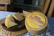 Archivo - Queso Manchego.