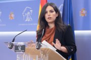 La portavoz de VOX en el Congreso, Pepa Millán, durante una rueda de prensa anterior a la Junta de Portavoces, en el Congreso de los Diputados, a 25 de febrero de 2025, en Madrid (España).

Eduardo Parra / Europa Press
25 FEBRERO 2025;RUEDAS;CONGRESO
25/2/2025