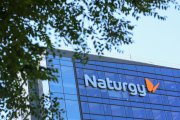 Archivo - Edificio de la sede de Naturgy.