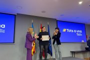 Pilar Bernabé y Ana Redondo premian a Loreto Ochando