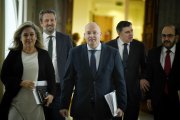 El portavoz del PP en el Congreso, Miguel Tellado, a su llegada a una reunión de la Junta de Portavoces en el Congreso de los Diputados, a 11 de marzo de 2025, en Madrid (España).