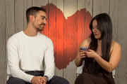 María y Lázaro a la hora de elegir si quieren una segunda cita en First Dates