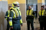 Archivo - Presentación de los nuevos chalecos airbag con los que patrullarán los motoristas de la Agrupación de Tráfico de la Guardia Civil, en la sede de la Dirección General de Tráfico.