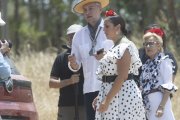 Anabel Pantoja en El Rocío con Antonio Abad, que también sale en las fotos de Diez Minutos sobre Isabel Pantoja ante la Blanca Paloma.