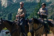 Los protagonistas de “Indomable” recorren a caballo el Parque Nacional de Yosemite en una de las escenas más icónicas de la serie.