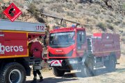 Efectivos desplazados al incendio declarado en la pedanía de La Aparecida, en la localidad alicantina de Orihuela.

REMITIDA / HANDOUT por CONSORCIO PROVINCIAL DE BOMBEROS DE ALICANTE
Fotografía remitida a medios de comunicación exclusivamente para ilustrar la noticia a la que hace referencia la imagen, y citando la procedencia de la imagen en la firma
29/8/2025