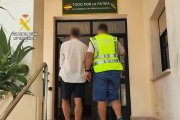 Detenido en Calp acusado de robar 30 matrículas de vehículos en una semana

REMITIDA / HANDOUT por GUARDIA CIVIL
Fotografía remitida a medios de comunicación exclusivamente para ilustrar la noticia a la que hace referencia la imagen, y citando la procedencia de la imagen en la firma
29/8/2025