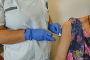 Vacunación

REMITIDA / HANDOUT por GVA
Fotografía remitida a medios de comunicación exclusivamente para ilustrar la noticia a la que hace referencia la imagen, y citando la procedencia de la imagen en la firma
02/9/2025