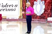 Jorge Javier Vázquez inauguró temporada de "El Diario de Jorge" ya con el rostro descubierto.