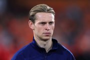 De Jong se rebela