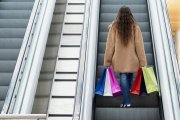 Las nuevas aperturas comerciales en Madrid buscan atraer a un público que ya no solo compra, sino que también busca experiencias de ocio y descanso.