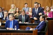 El portavoz del PP-A, Toni Martín, en el último pleno en el Parlamento andaluz.