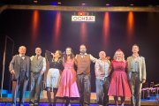 El elenco de La Dama Duende