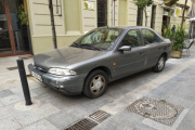 Coche sin etiqueta