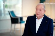 El rey emérito Juan Carlos I, en un momento de la entrevista grabada en Abu Dabi y difundida por RTVE, donde repasa aspectos personales y políticos de su vida.