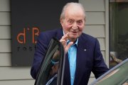 Juan Carlos I, durante una de sus escasas apariciones públicas, antes del lanzamiento de sus memorias 'Reconciliación', que ya lideran las listas de ventas en España.