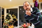 El hambre extrema antes de las comidas festivas es uno de los errores más comunes, alerta Omar Tayara, quien recomienda evitar el ayuno prolongado para no llegar con hiperfagia