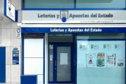 Aunque muchas personas acuden de inmediato tras el sorteo, las administraciones no pueden pagar premios hasta que se activa el sistema, generalmente por la tarde.